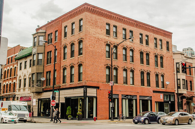 Primary Photo - 166 W Grand Ave