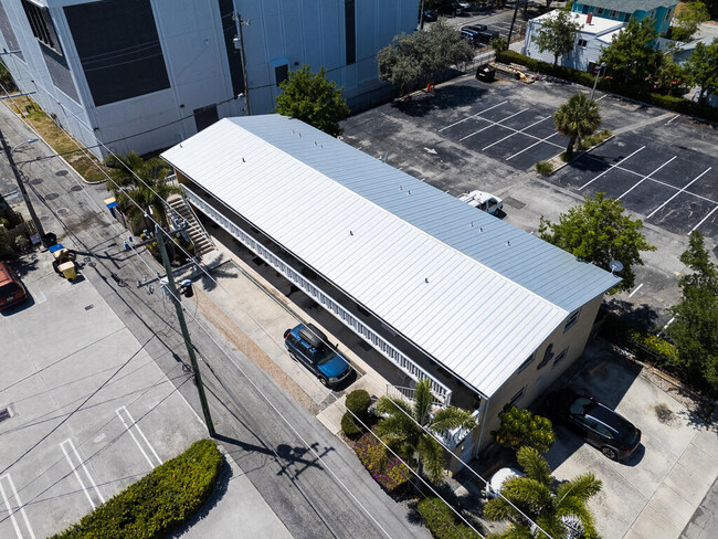 Building Photo - 111 N L St