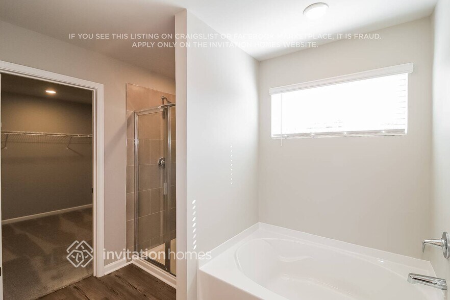 Building Photo - 7139 Brushwood Bnd