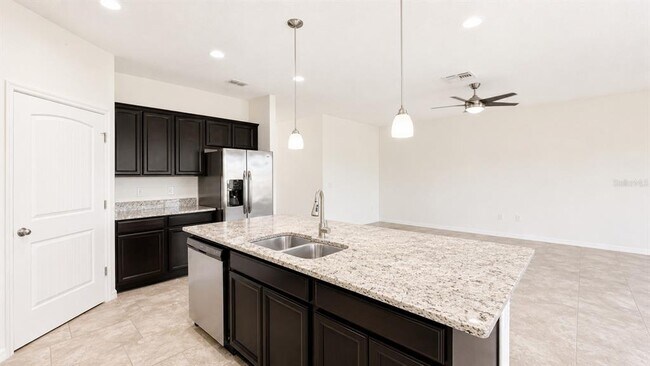 Building Photo - 282 Drayton Ave