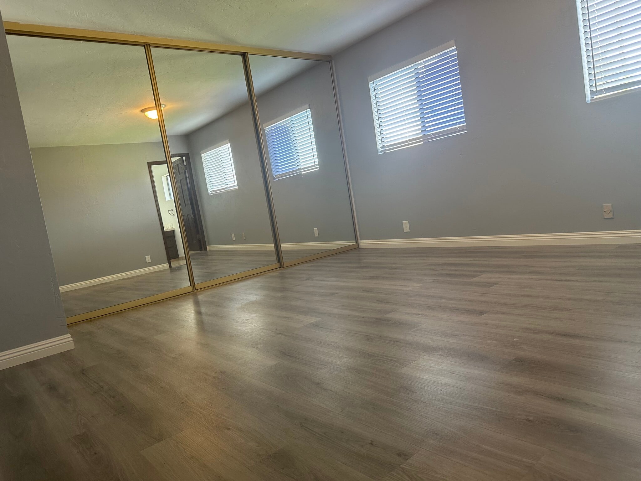 Building Photo - 21116 Denker Ave