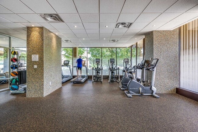 Building Photo - Excelsior Tower