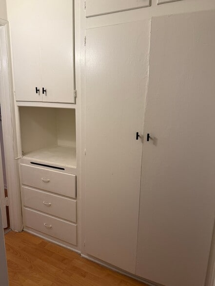 Building Photo - 3646 Vinton Ave