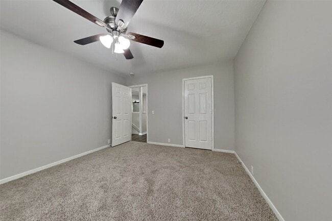 Building Photo - 11918 Solon Springs Dr