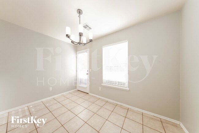 Building Photo - 3105 SW 104th Terrace