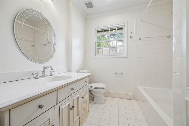 Building Photo - 5210 Meadow Lake Ln