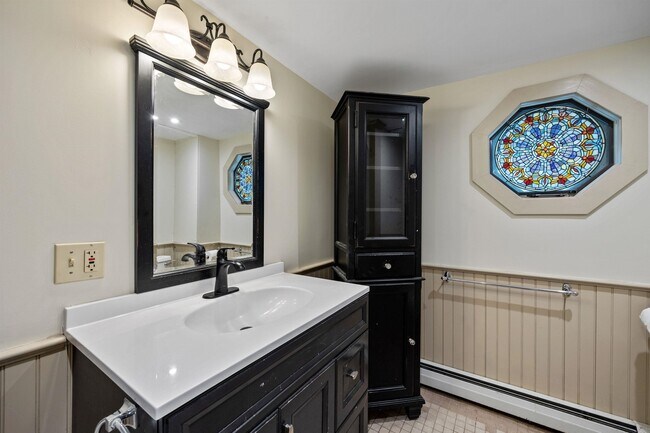 Building Photo - 24 Morrill Rd