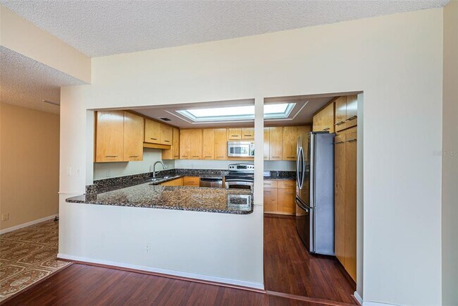 Building Photo - 8 Belleview Blvd