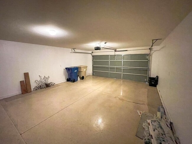 Building Photo - 23143 W Lasso Ln