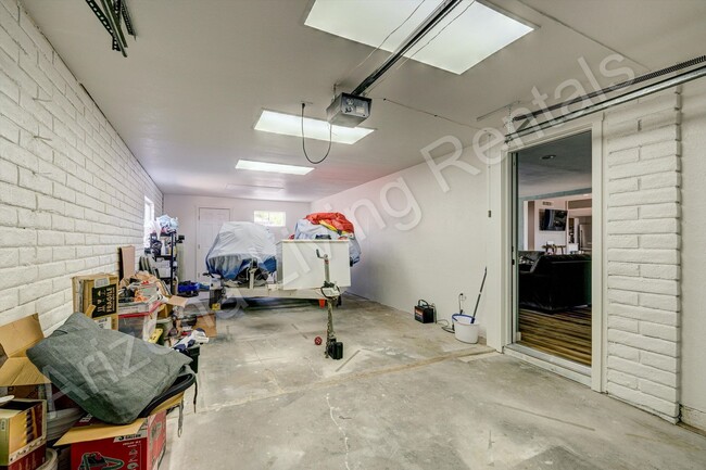 Building Photo - FURNISHED RENOVATED HOME