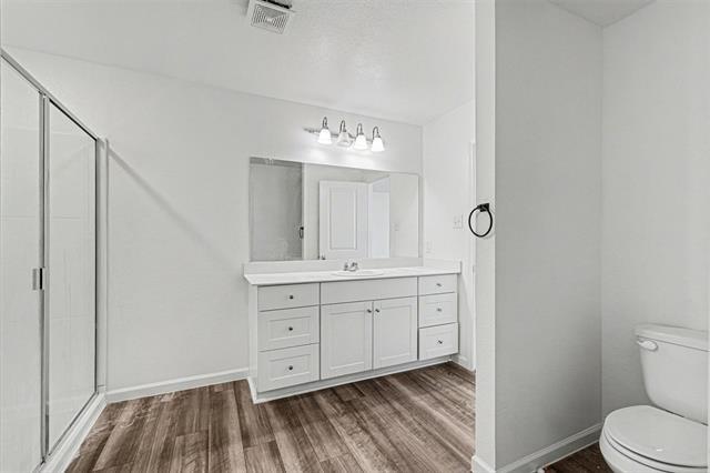 Building Photo - 1806 Chapel Hl Rd