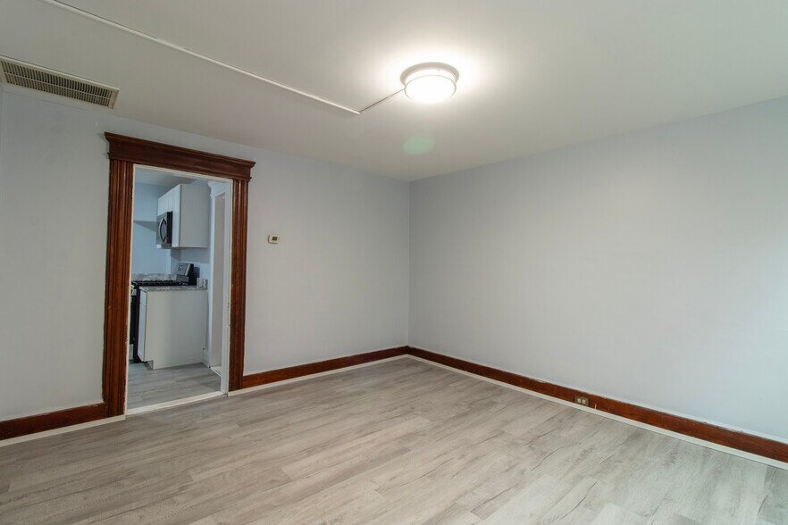 Building Photo - 23 Woodland St