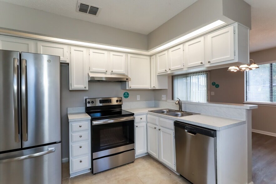 Building Photo - 1782 Farm Way