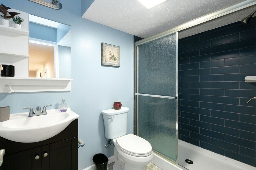 Building Photo - 4613 Kelly Ct