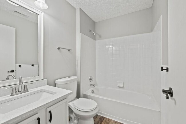 Building Photo - 1522 Sargas St
