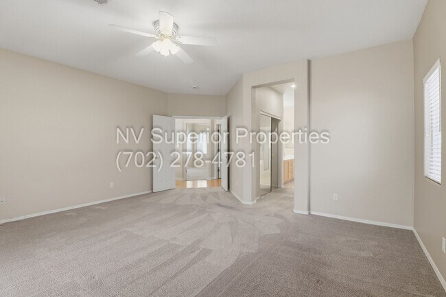 Building Photo - SE!! 4 Bedrooms!! Single Story!!! 3 Car Garage!!! Gated!! Water Conditioner!! All Appliances!!! F...