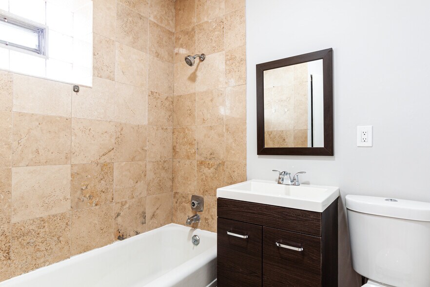 Building Photo - 3823 N Drake Ave