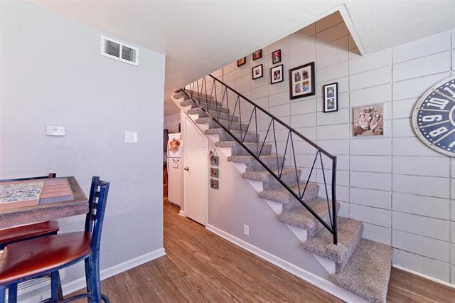 Building Photo - 9008 San Benito Way