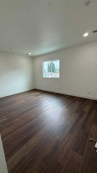 Building Photo - 4107 Clara St