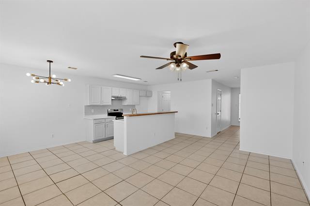 Building Photo - 4502 Alamosa St