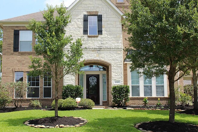 Building Photo - 20419 Windrose Bend Dr