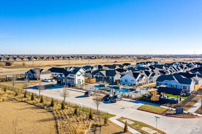 Aerial Photo - Christopher Todd Neighborhoods Elizabeth Creek