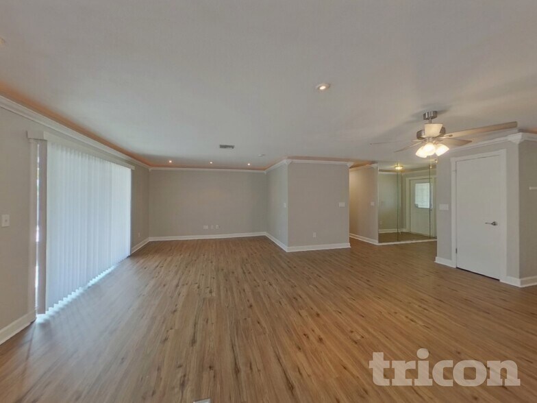 Building Photo - 2376 Millwood Ln