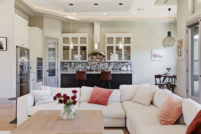 Building Photo - 3813 Calverhall Way