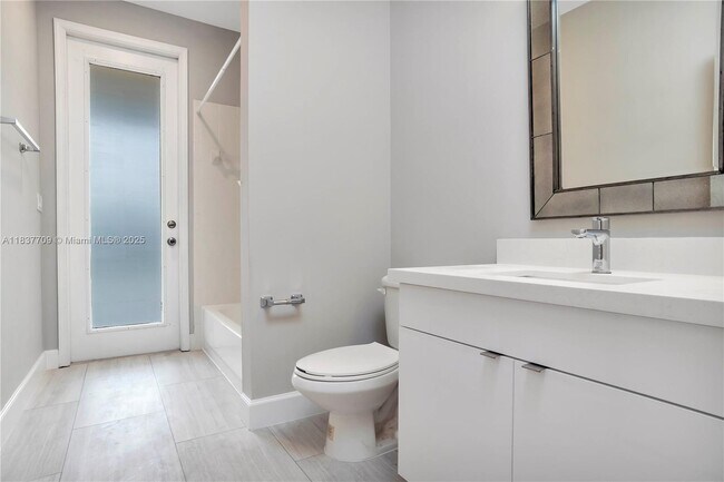 Building Photo - 2527 Eagle Run Dr