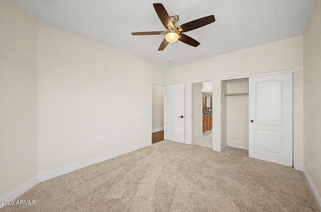 Building Photo - 2737 W Glenhaven Dr