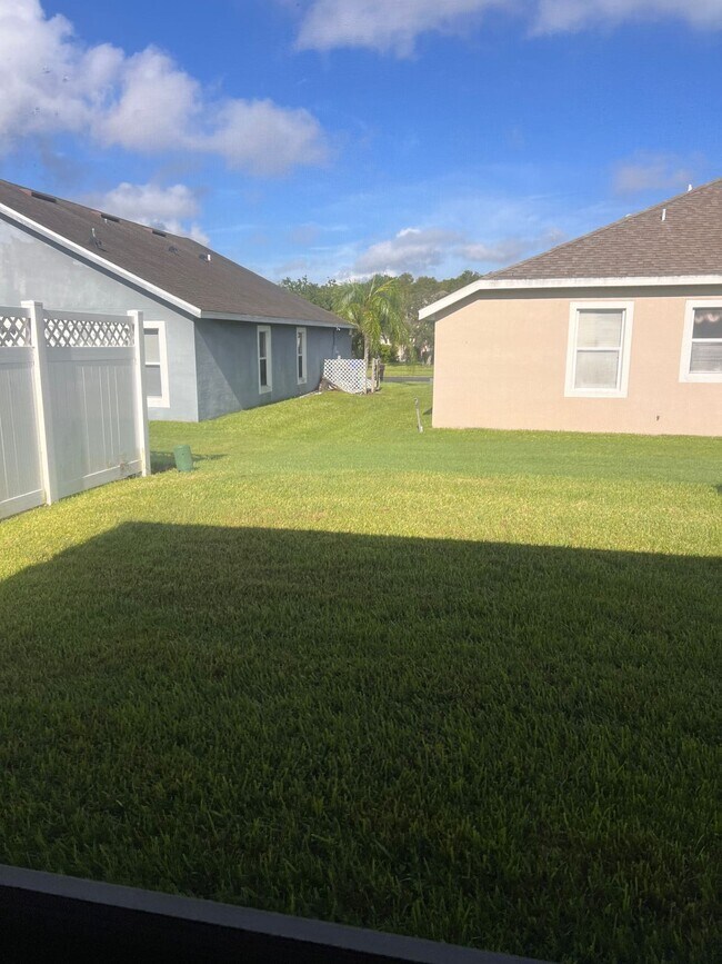 Building Photo - 2914 River Birch Dr