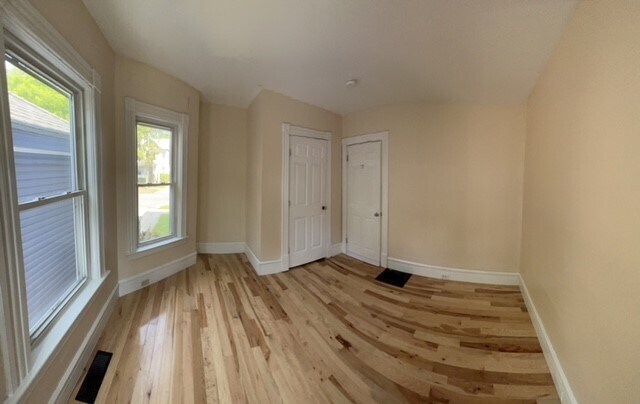 1st fl bedroom - 9 Booth St