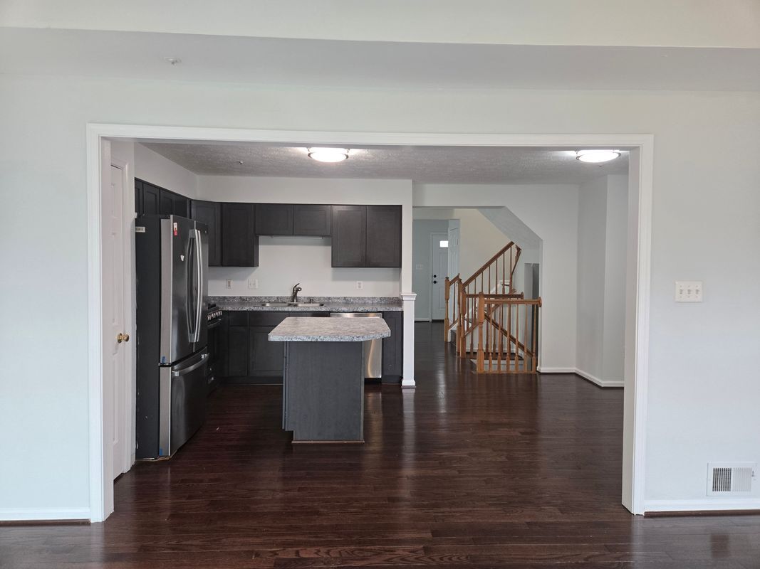 Building Photo - 6632 Granville Ct