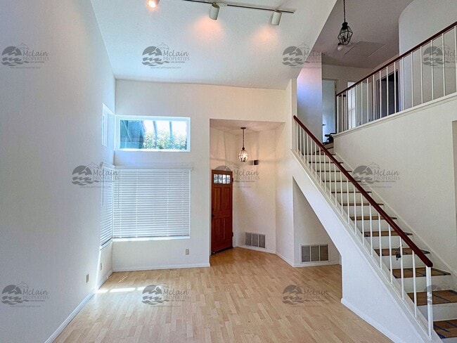 Building Photo - Two Story 3BD/2.5BA Home In Carmel Valley