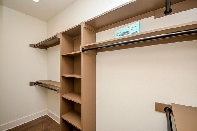 Building Photo - 4101 Victoria