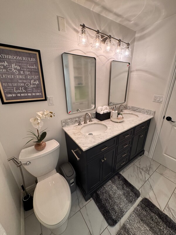 Building Photo - 11686 Mindanao St