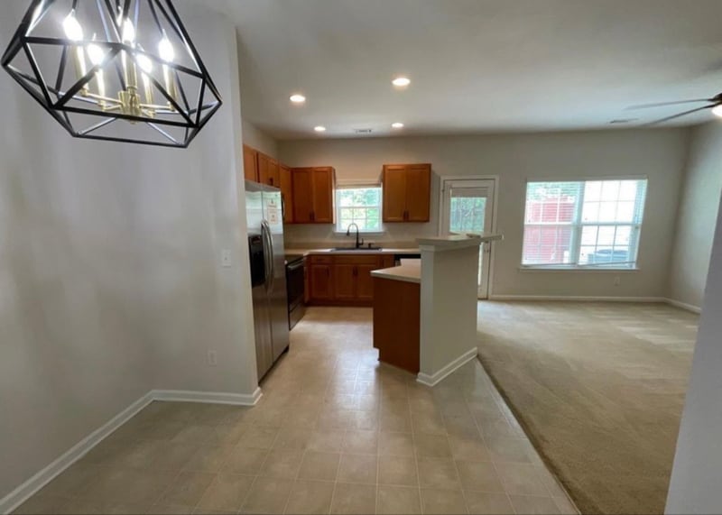 Building Photo - 6941 Rogers Point