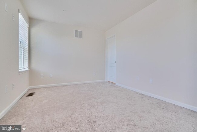 Building Photo - 8016 Blue Stream Dr