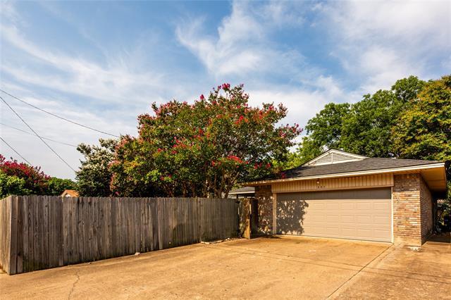 Building Photo - 501 Dogwood Dr