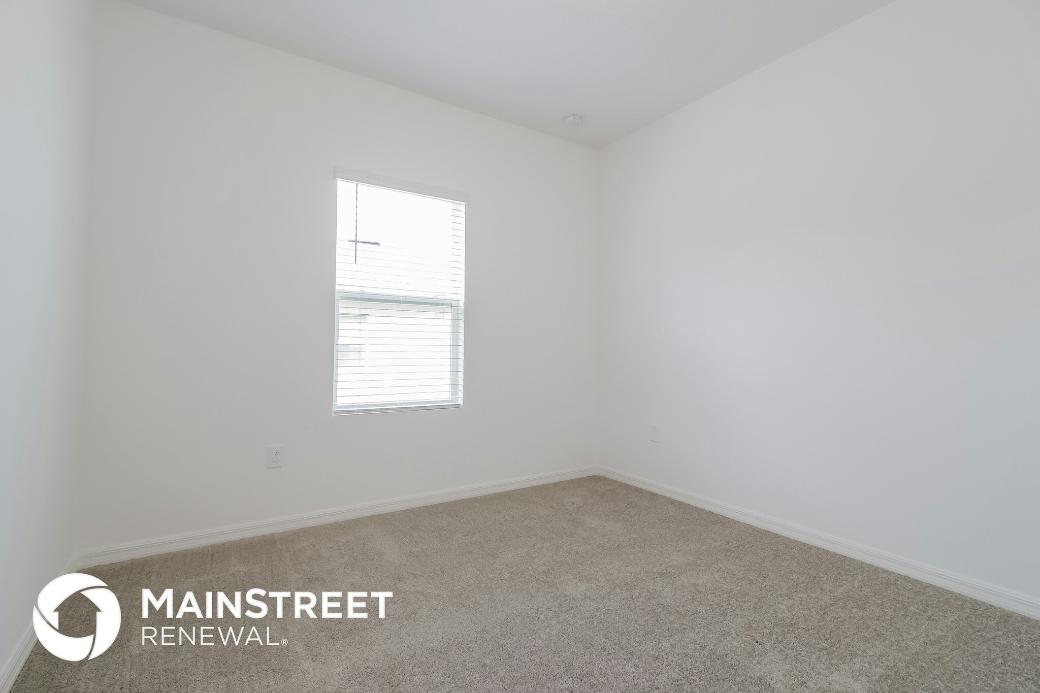 Building Photo - 120 Hidden Lk Lp