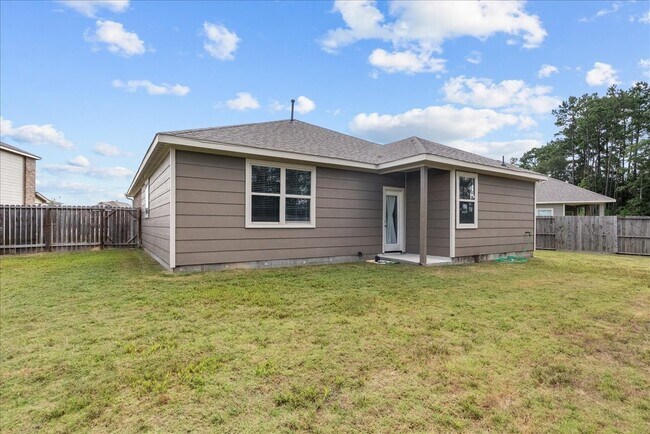 Building Photo - 20061 Torrey Pines Ln