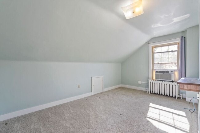 Building Photo - 431 Bucknell St