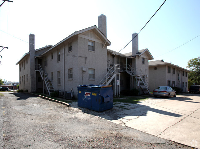 Building Photo - Ruth Apartments