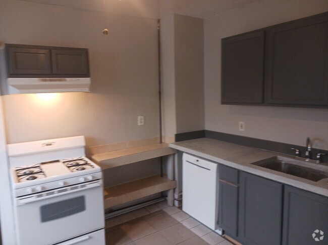 Building Photo - 11556 Saint Aubin St