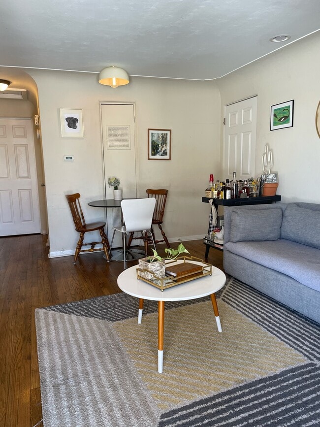 Building Photo - 2326 Lowell Blvd