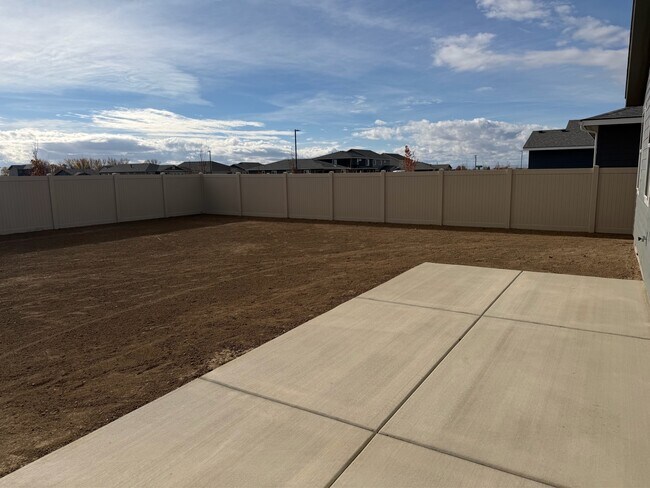 Building Photo - 7853 E Beaufort St