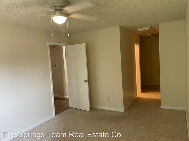 Building Photo - 2 br, 2 bath House - 82 Stovel Circle