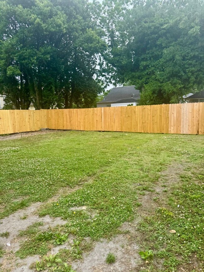 Building Photo - Remodeled 3 bedroom 1 bath home