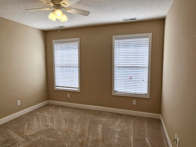 Building Photo - 1155 Raccoon Rd