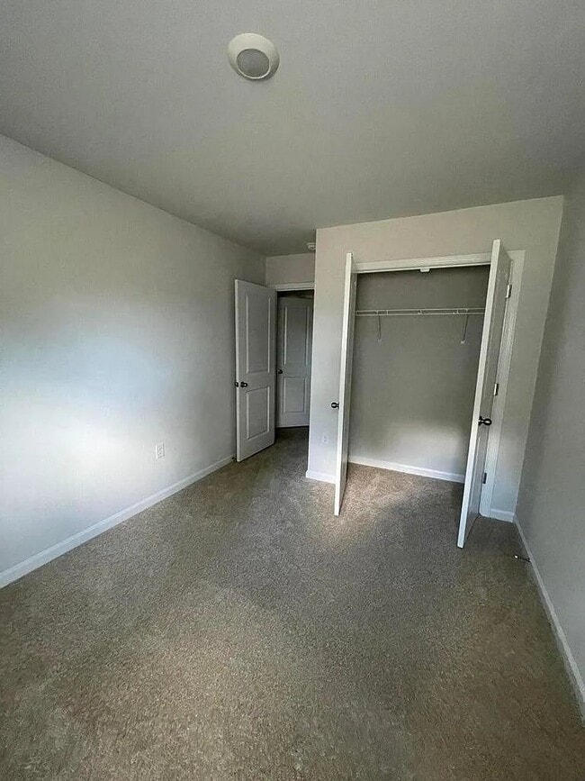Building Photo - 918 Quaint Parish Cir